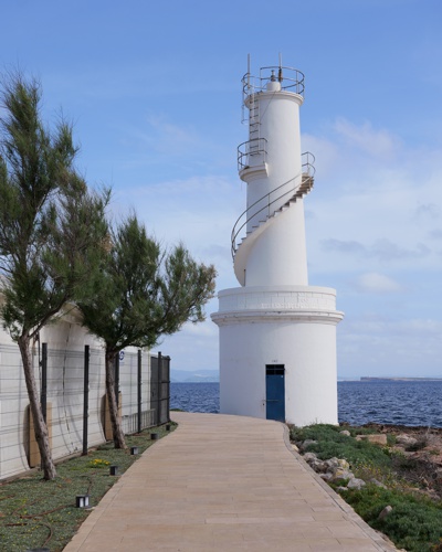 Compra de inmuebles en Ibiza: su gu&iacute;a jur&iacute;dica y fiscal